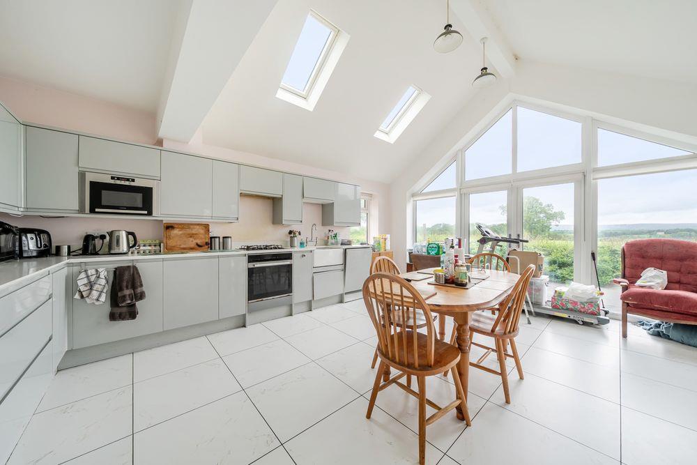 Property Image 268f191b-b38d-451e-886d-ae0617101e7a