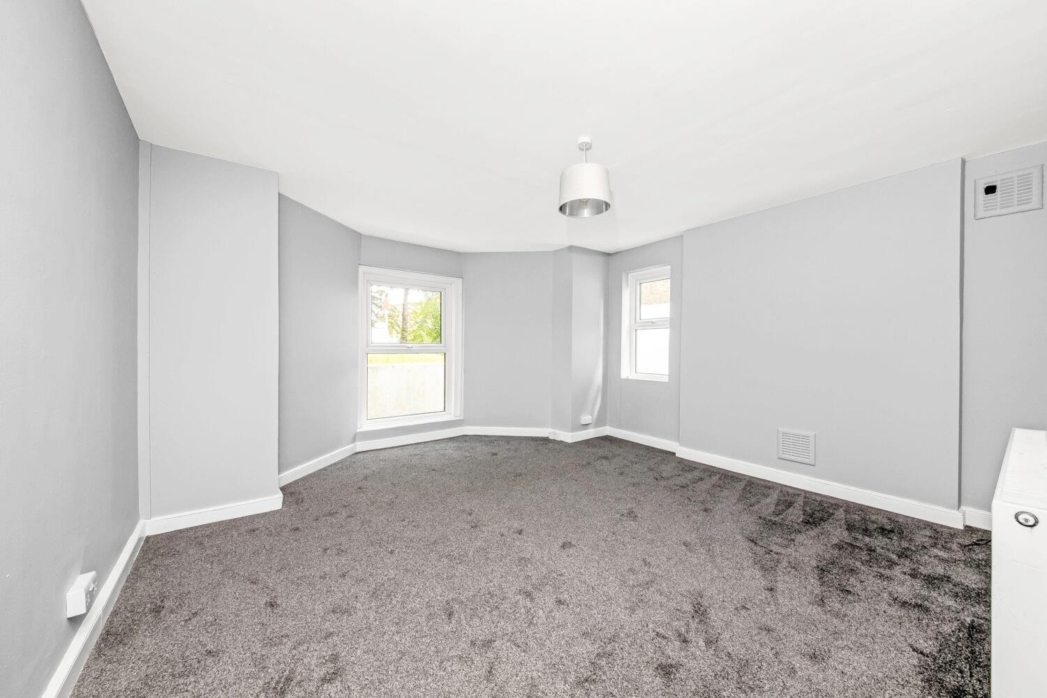 Property Image 26a66236-196a-408b-9616-b1a834281e37