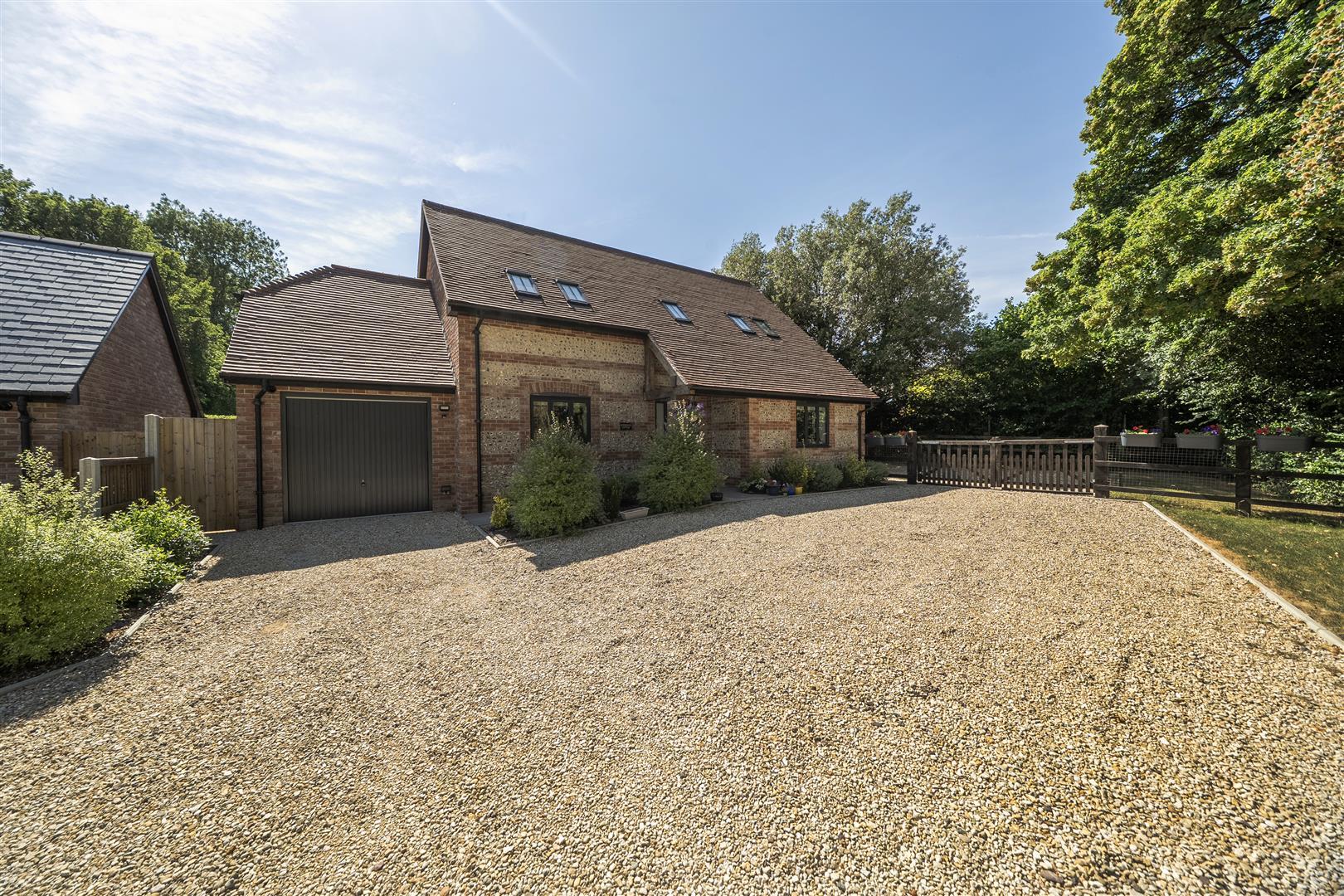 Property Image 26a6dbb9-3ddc-4d61-b988-c29f00293d81