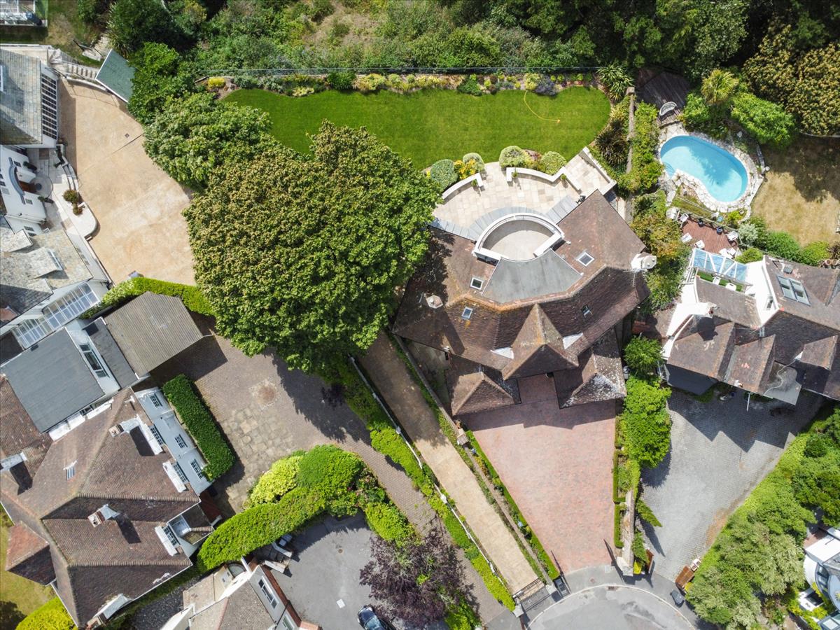 Property Image 26ae8443-9c7d-47de-9be8-e96c4d968f01