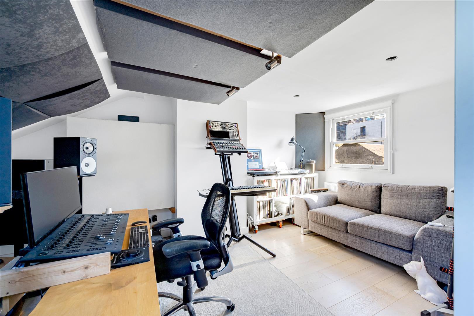Property Image 26b99ce0-2594-49a9-94c2-0d1252808815