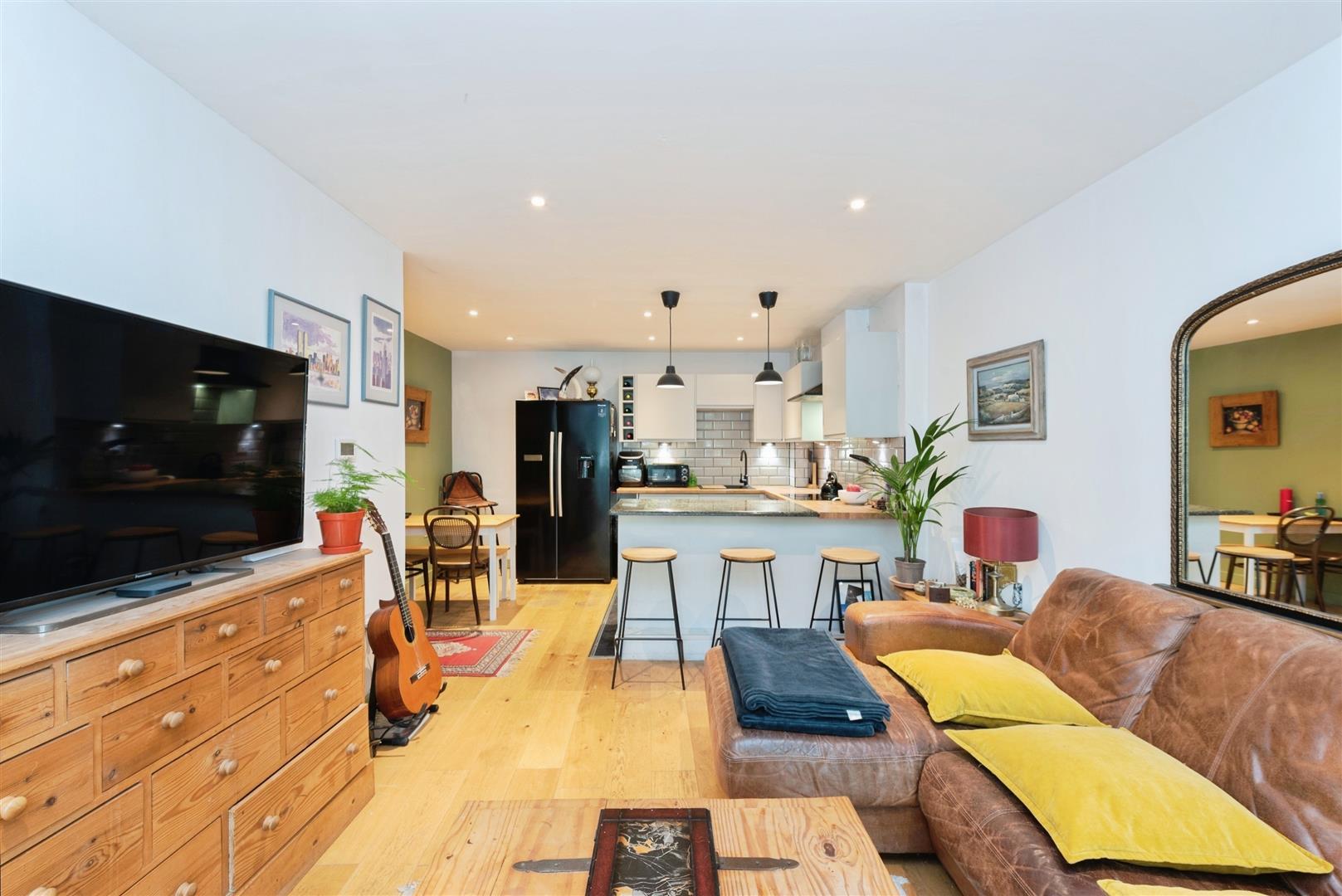 Property Image 26c57140-0bb7-44a3-81b9-19ba282a30ef