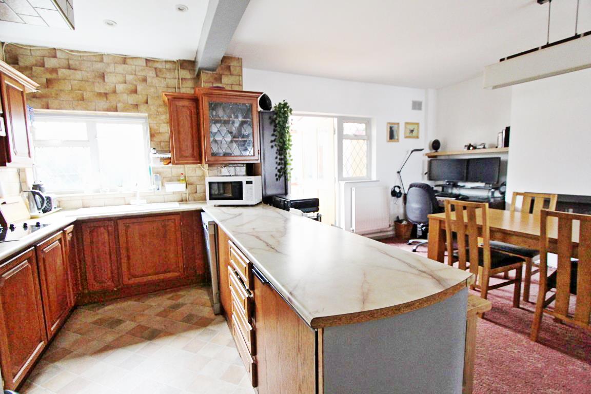 Property Image 26cab2c5-7b3b-430f-9d6f-82826f06727c