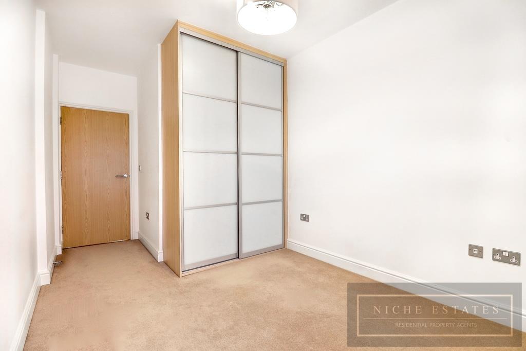 Property Image 26d2ea25-a85b-41d9-9a7f-7268e1bd58fd