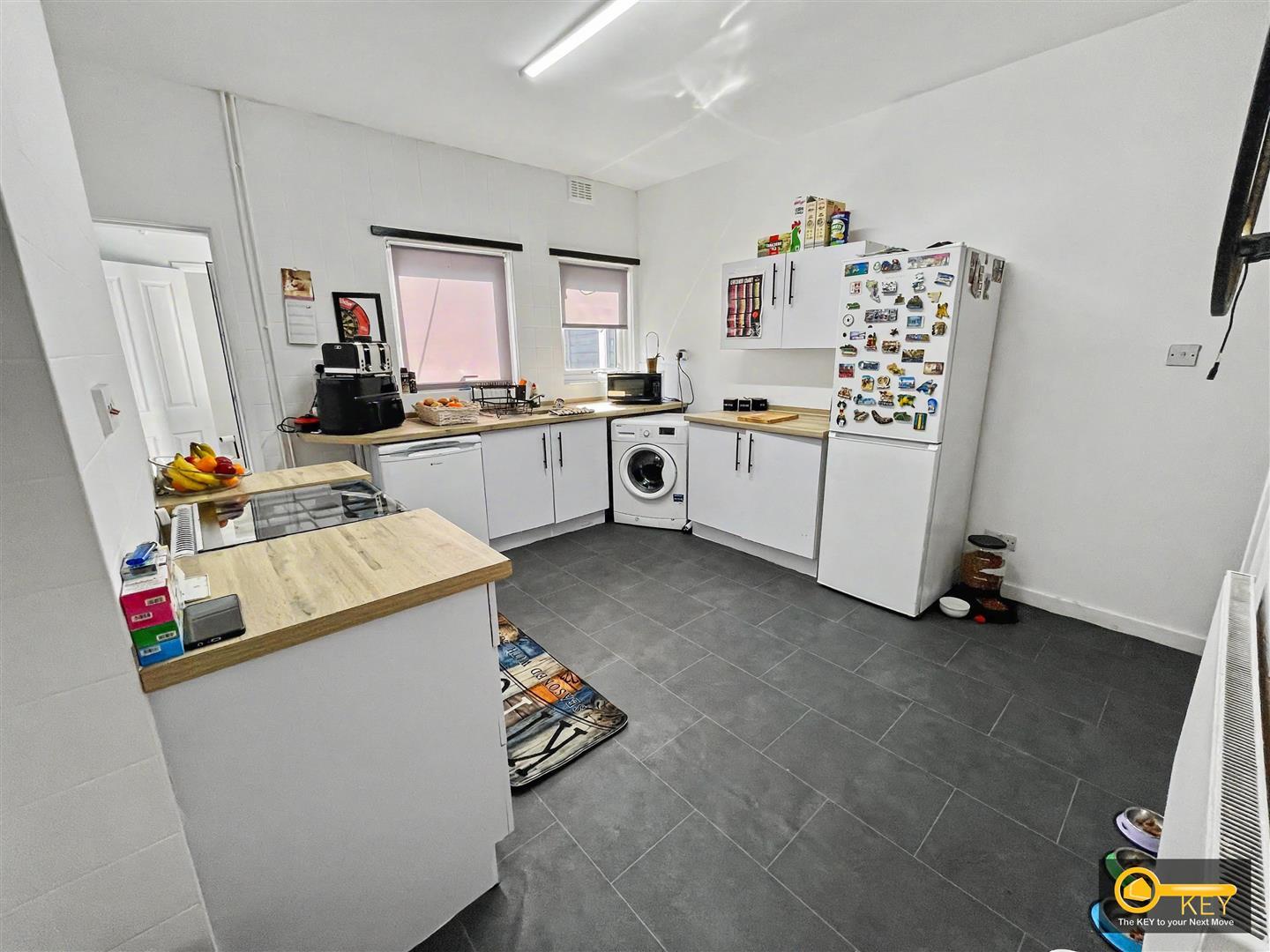 Property Image 26d42ae3-f723-42c8-93f4-31dea885045e