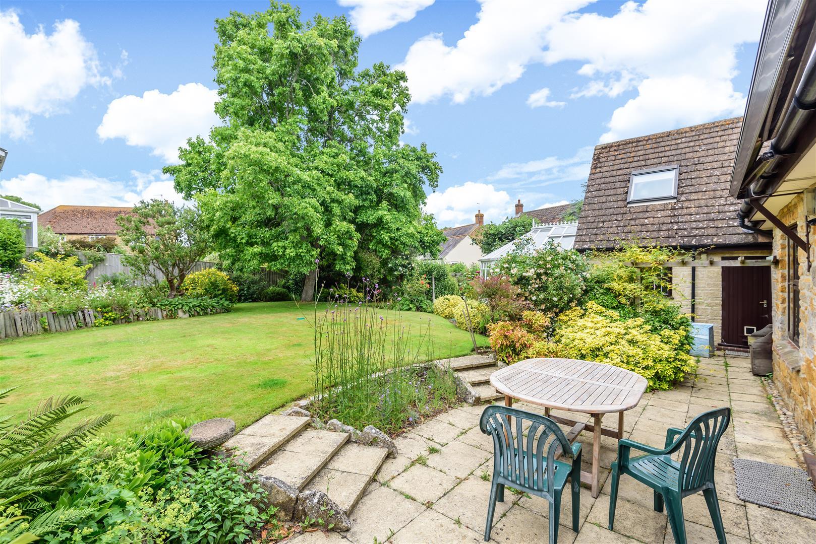 Property Image 26e6a24a-fdd3-41e5-9b9a-925975b8e77a