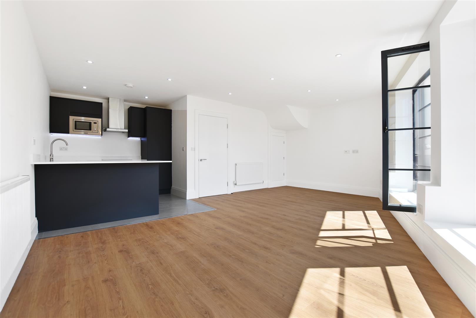 Property Image 26e6b180-442b-43a3-a118-538f831740a3