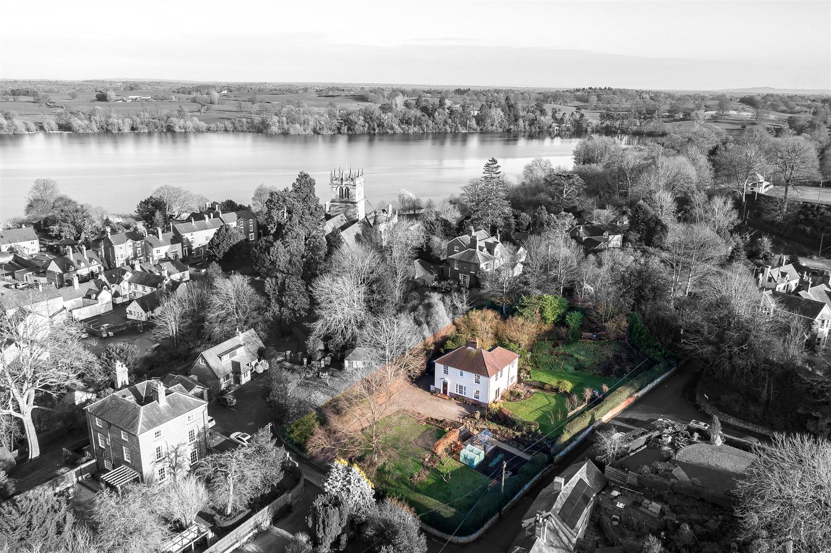 Property Image 26e7cd38-853e-43c1-8b9f-12a637760f34