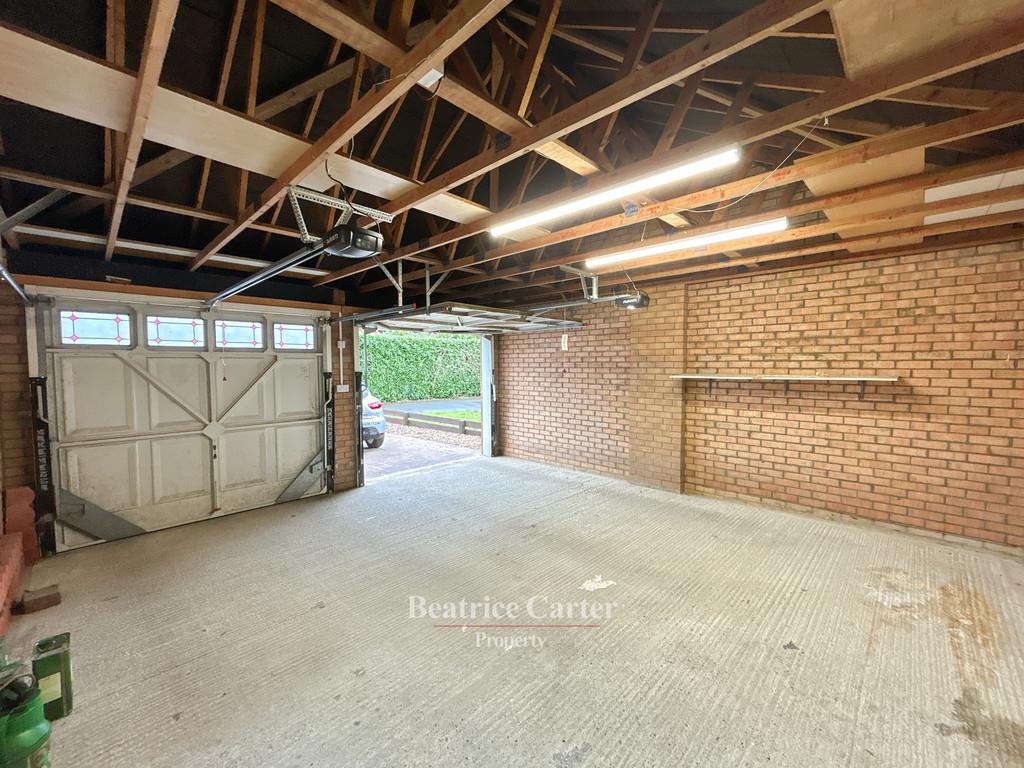Property Image 26e8cf6d-c800-4c71-b16c-1fb386d69a9e