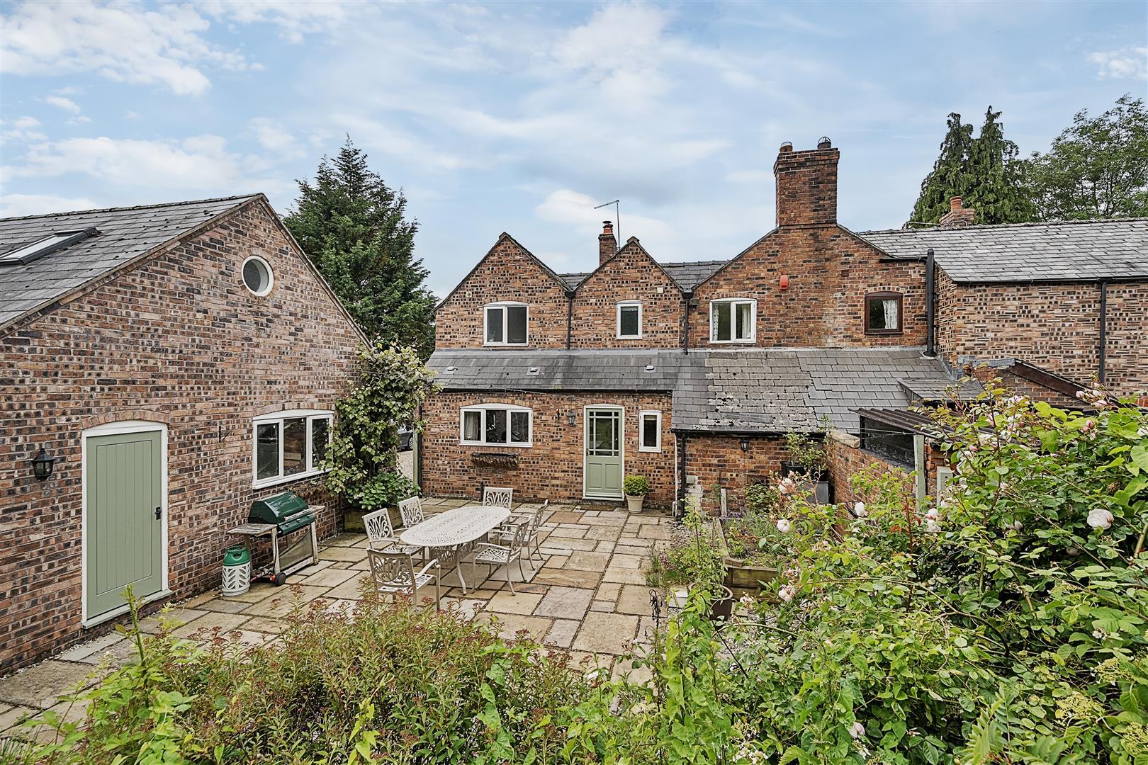 Property Image 26ee2eaf-b7a8-42f0-97b4-48245b3bbb98