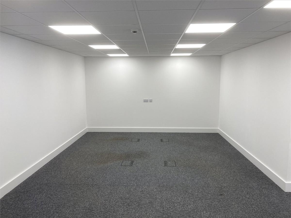 Property Image 26f18876-982e-4463-8bb3-eb97c9d194a4