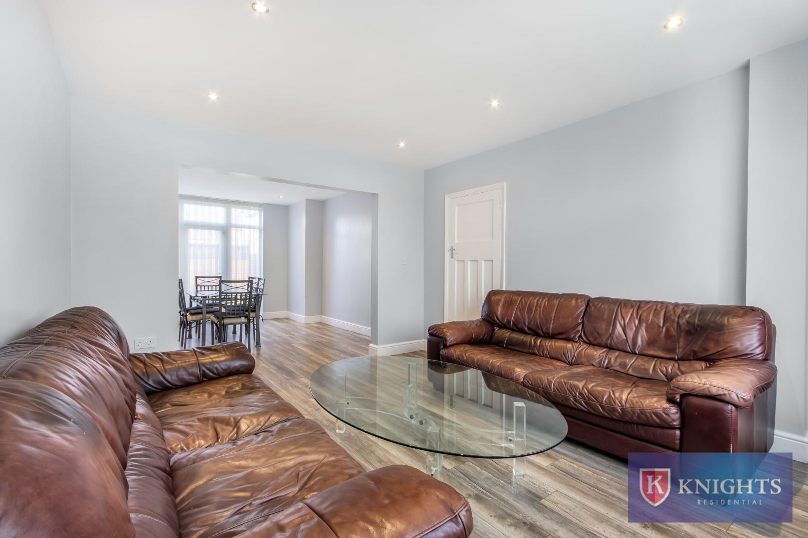 Property Image 26f5a199-1649-4602-87ed-03e02c31d515