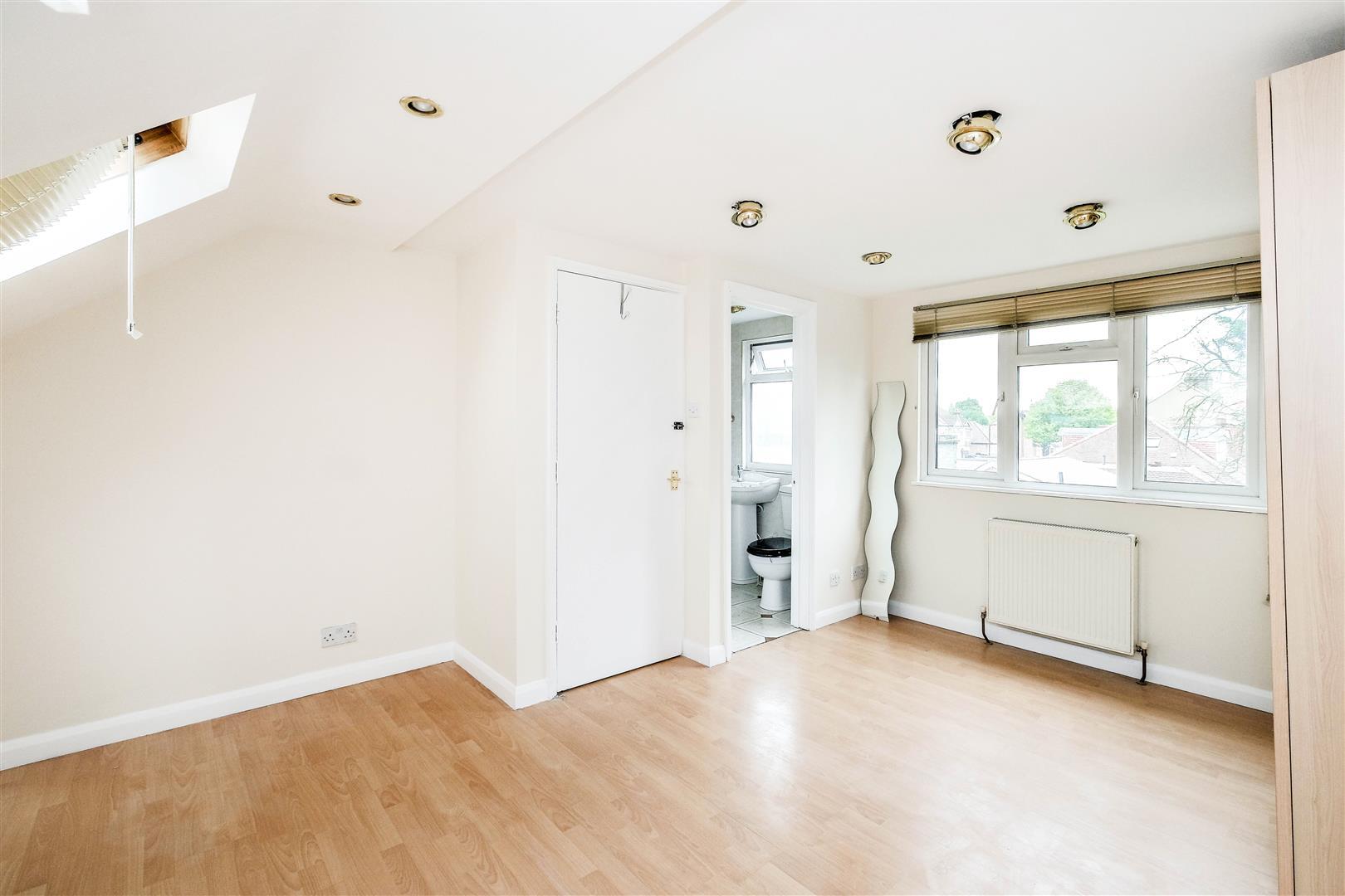 Property Image 26f62c07-1ba9-4661-b939-59fdda303b93