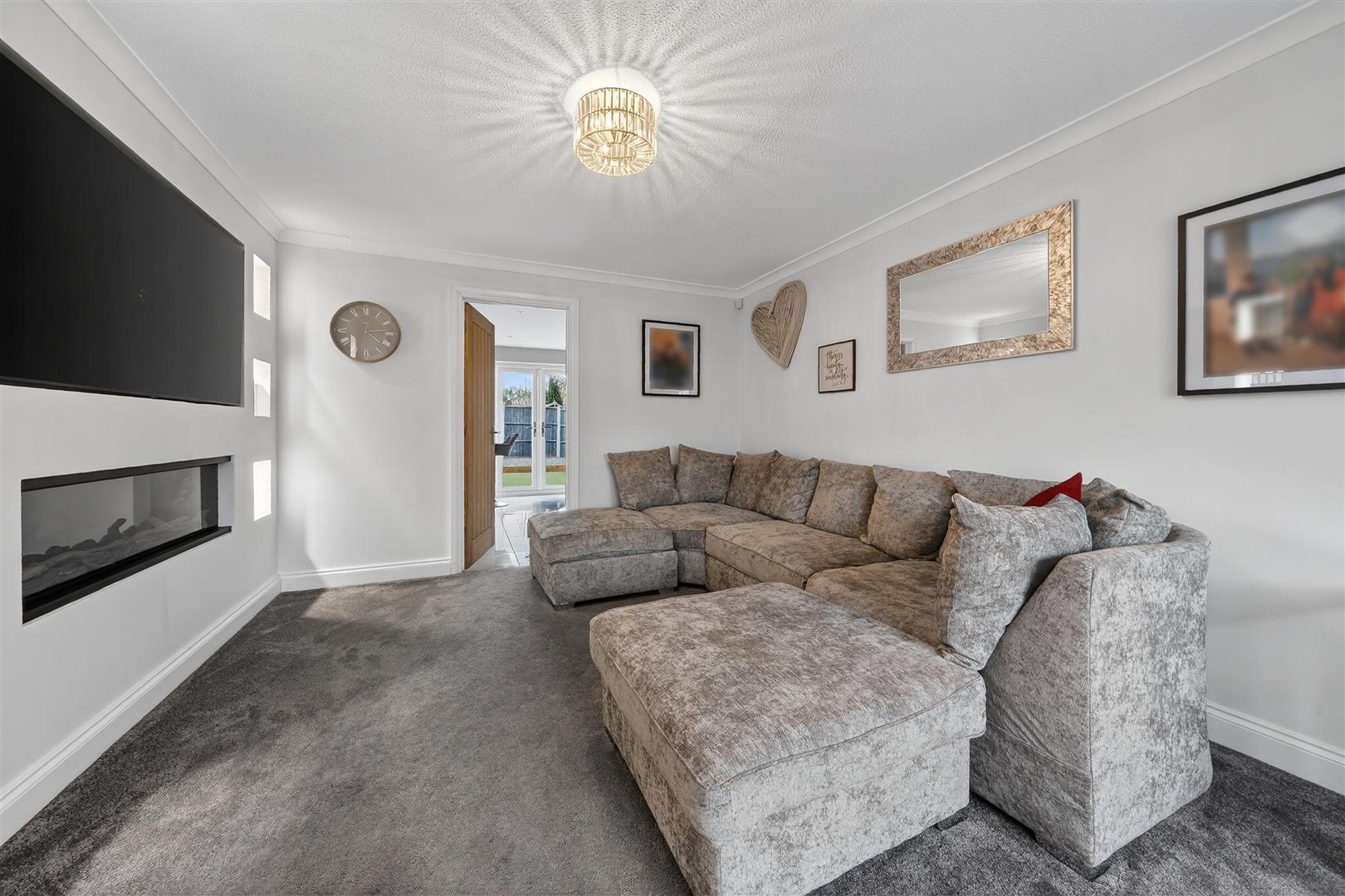 Property Image 26fb2c6b-5b1e-4f06-895d-39b2cf6a0ff6