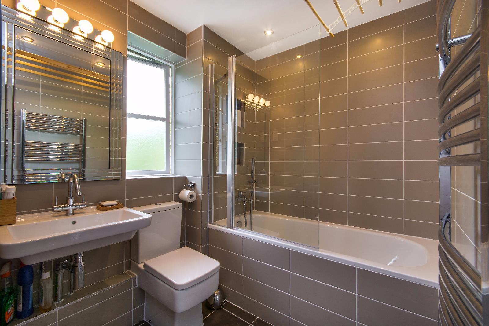 Property Image 26fc9b32-ed8e-4bad-93f0-5b444eda7eed