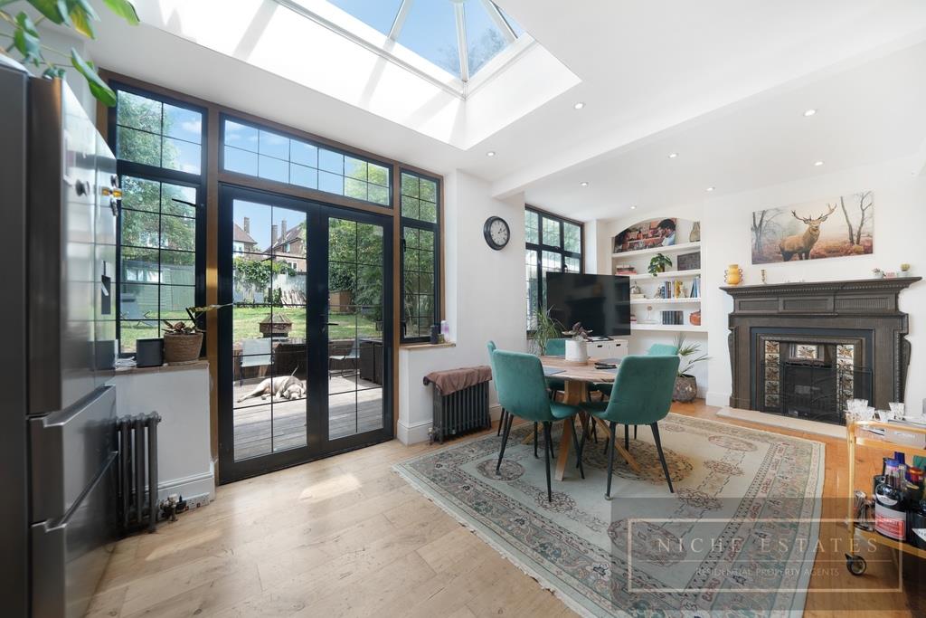 Property Image 26fe6a9a-48bb-4268-9bb0-52b5e202e02d