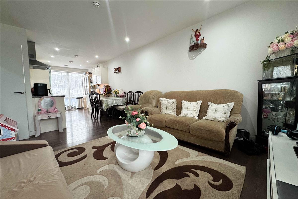 Property Image 2700cca7-1c58-4ed4-86d9-7350399c94e1