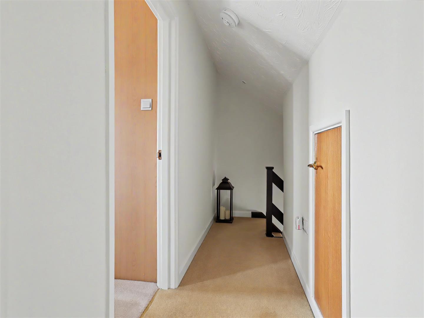 Property Image 2701fd23-9d41-481a-930c-3c8d401841e6