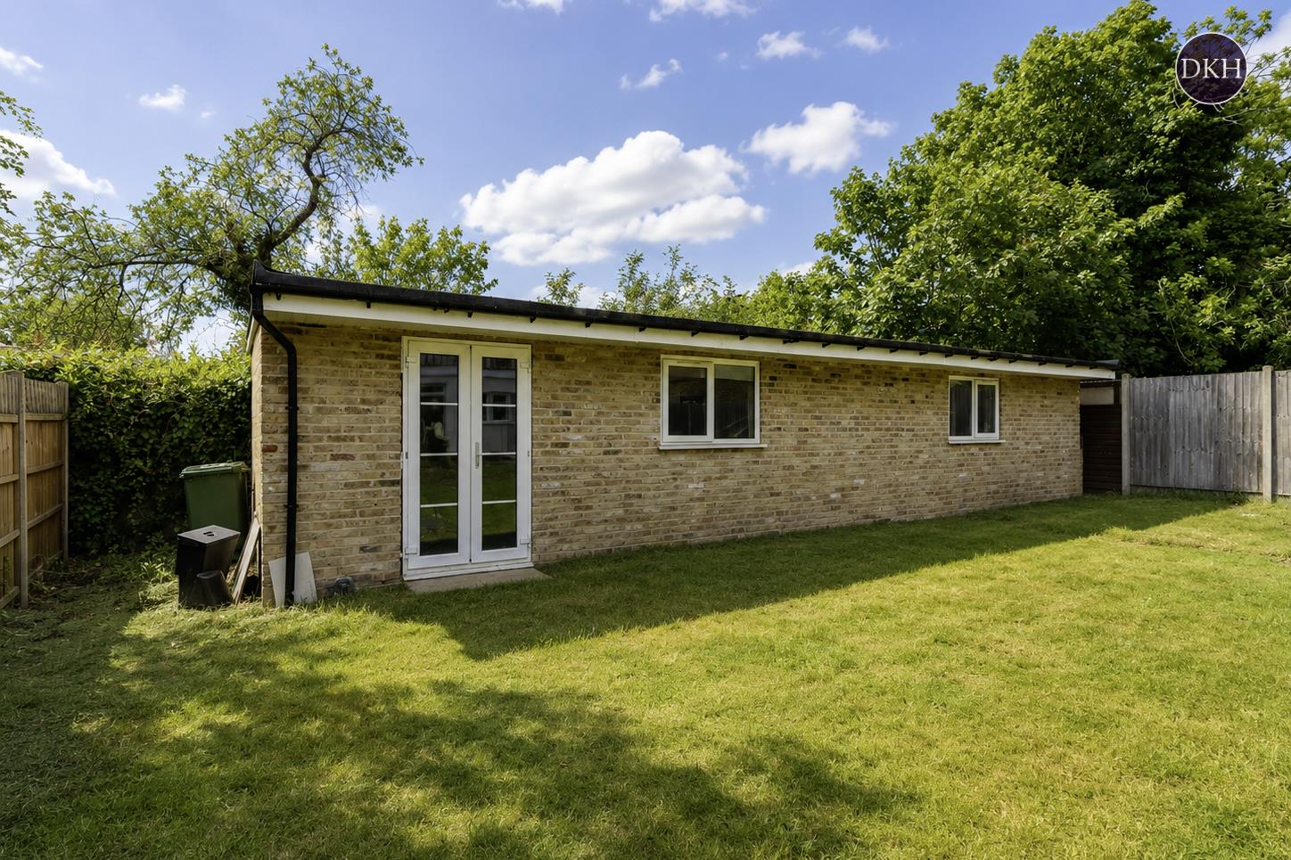 Property Image 27067381-707f-493d-975c-0c1472c8d564