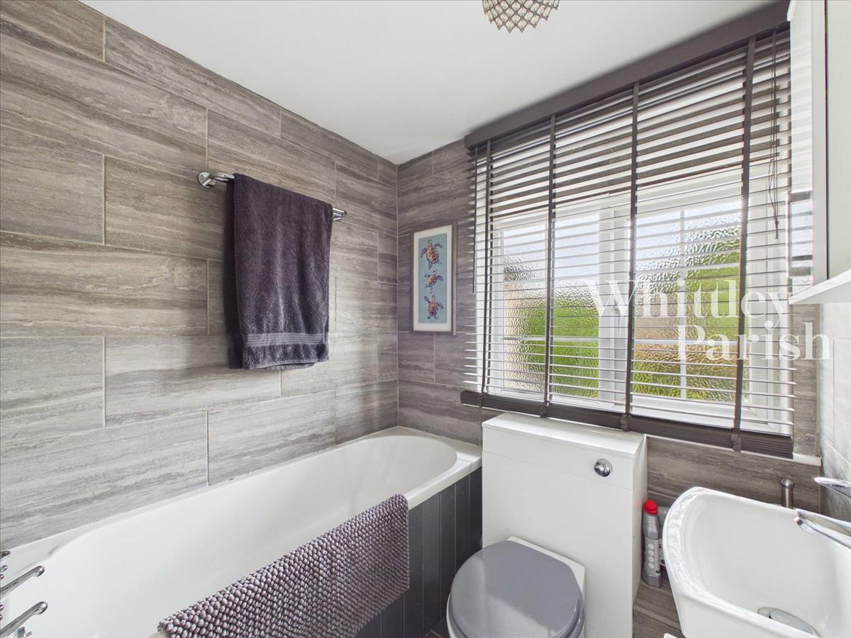 Property Image 270efa77-ca39-46a6-8642-dc89232c4f6b