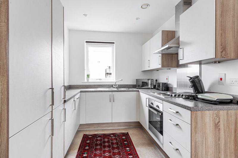 Property Image 27184064-6404-40ef-9bb1-f3a537fc52f0