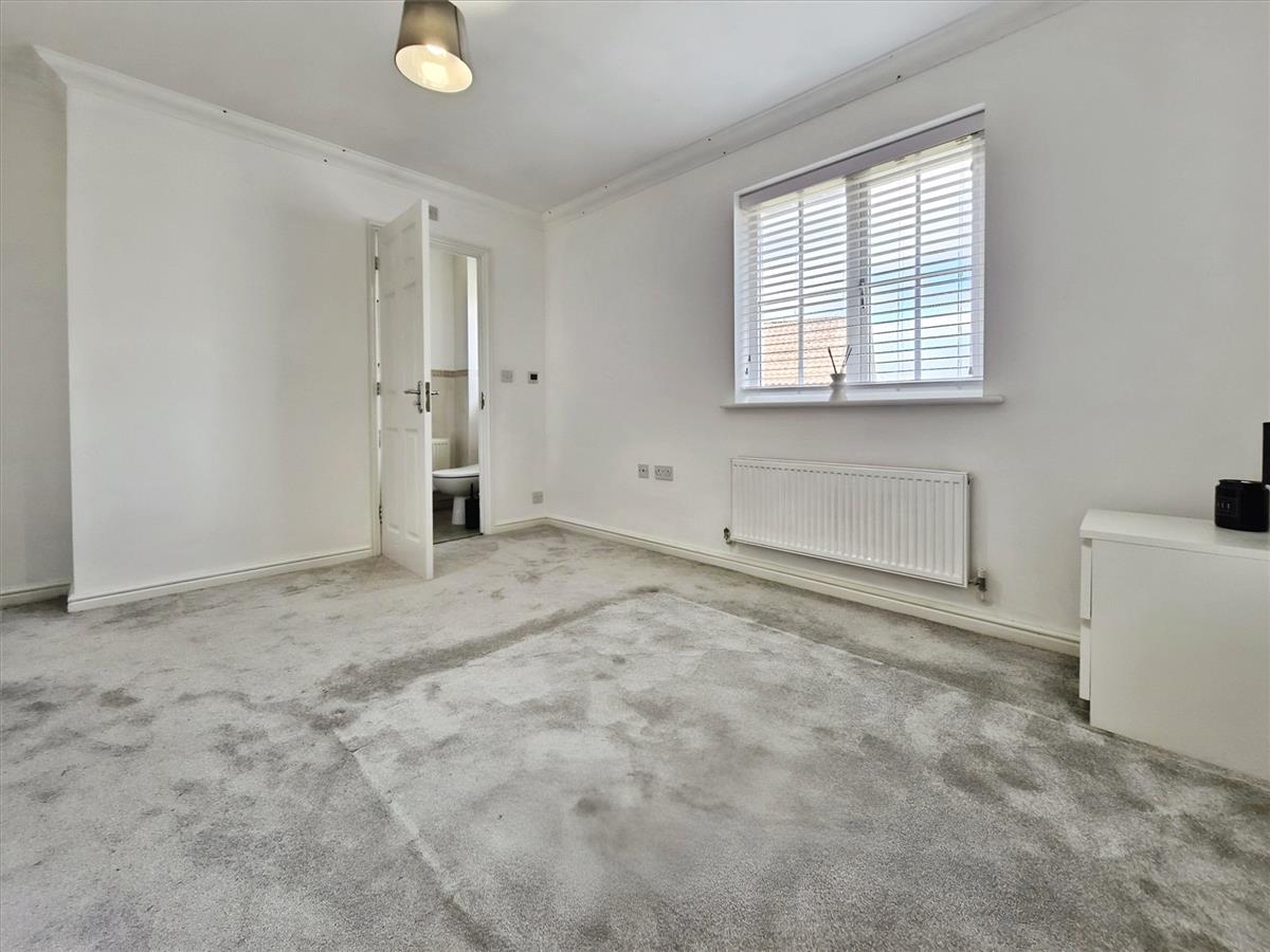 Property Image 272bdace-f81b-4b8f-807e-f62b77a26c31