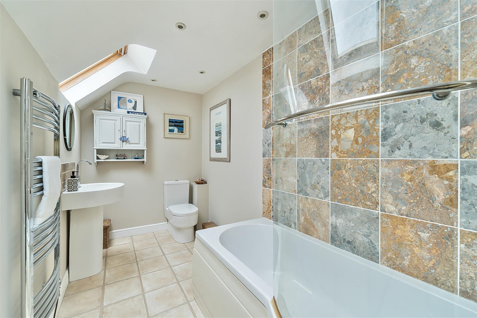 Property Image 272f2630-2d0e-4749-b82f-0a1f98fdf6d7