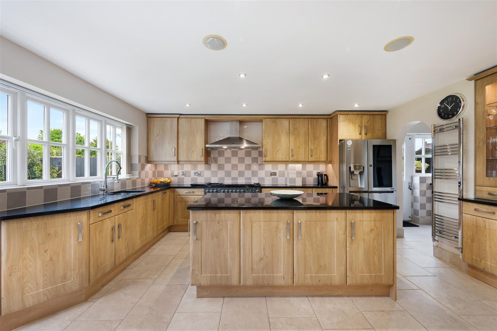 Property Image 27325349-4ec3-4d2f-b8f2-321ac7c20eb8
