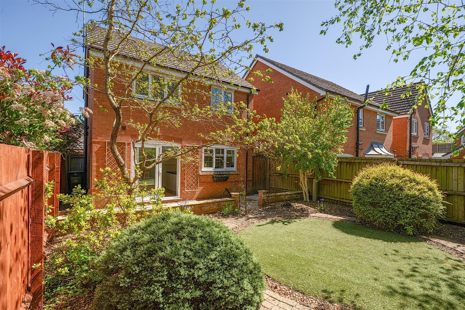 Property Image 27337398-8f10-469c-acbf-b9ae7f546f91