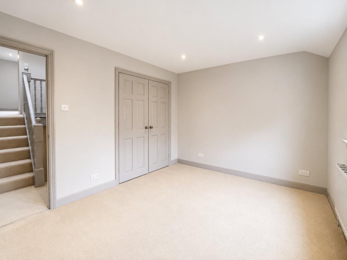 Property Image 27373690-0bb6-40ee-9631-2d8e83bfb0e8