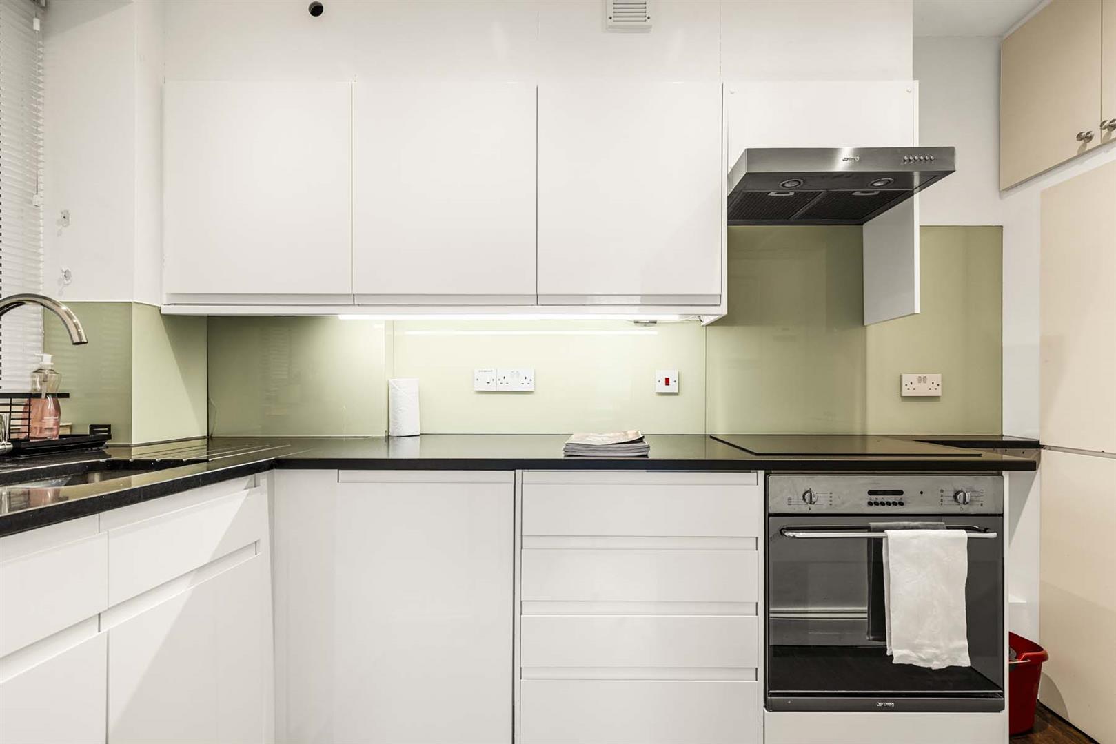 Property Image 273cb59d-2754-4e4c-8a16-3ad655b9a3bf