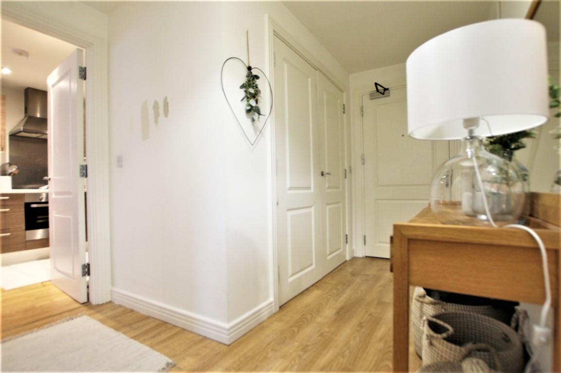 Property Image 273e3ce5-ed5e-43ce-8737-64331564aa22