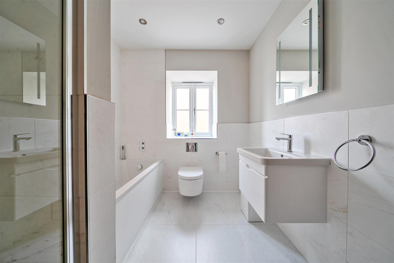 Property Image 273f9d53-65d1-4b40-a4da-45d1145e5f92