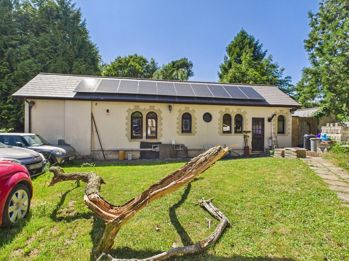 Property Image 2759f47c-179d-46b8-8647-5f608ef0d58d