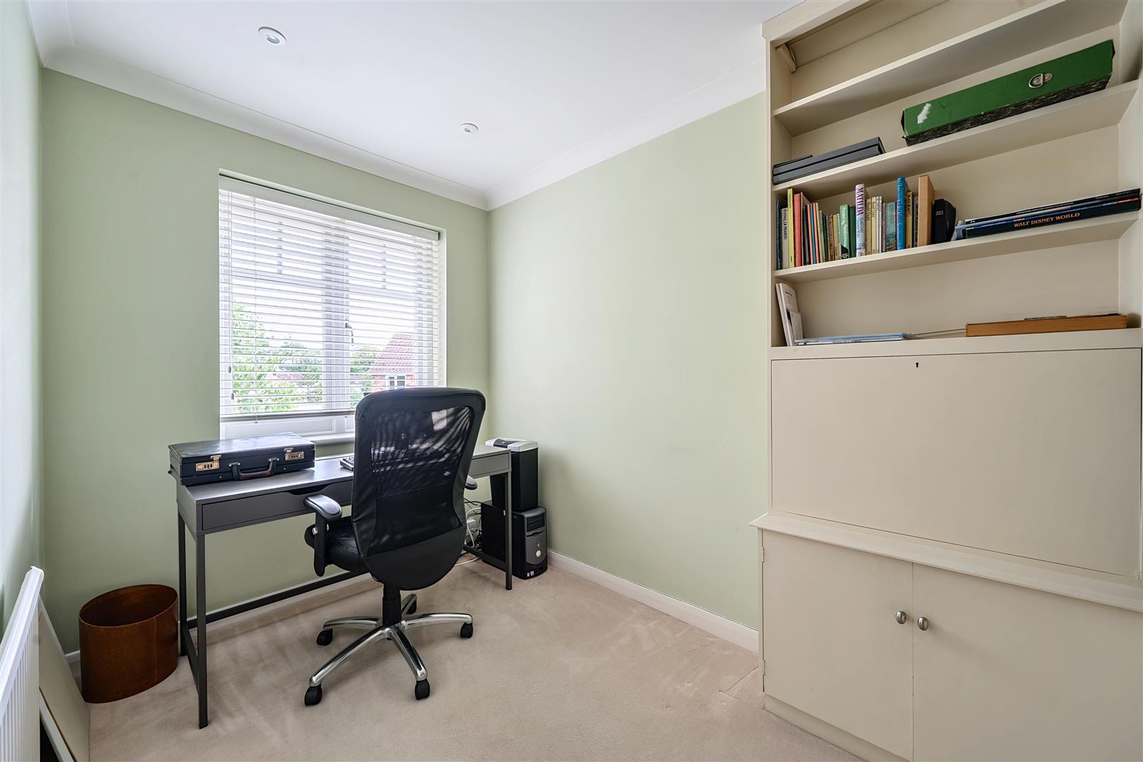 Property Image 276707ad-f19f-4a1b-af3a-13a2d7e411b2