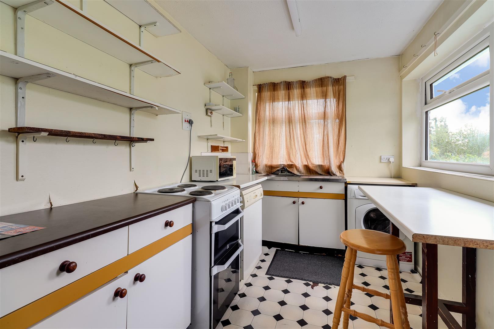 Property Image 27737290-e96e-4fe3-a7a3-1b31e6aeff6f