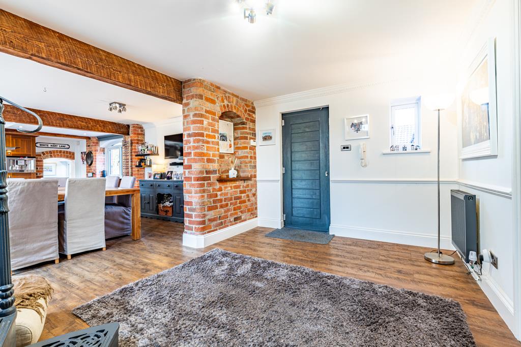 Property Image 277cfc14-a648-4b10-9b49-26de73187b4b