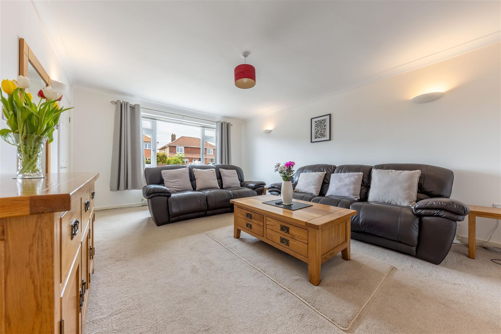 Property Image 278a8e64-e086-4f97-a39d-32433917e223