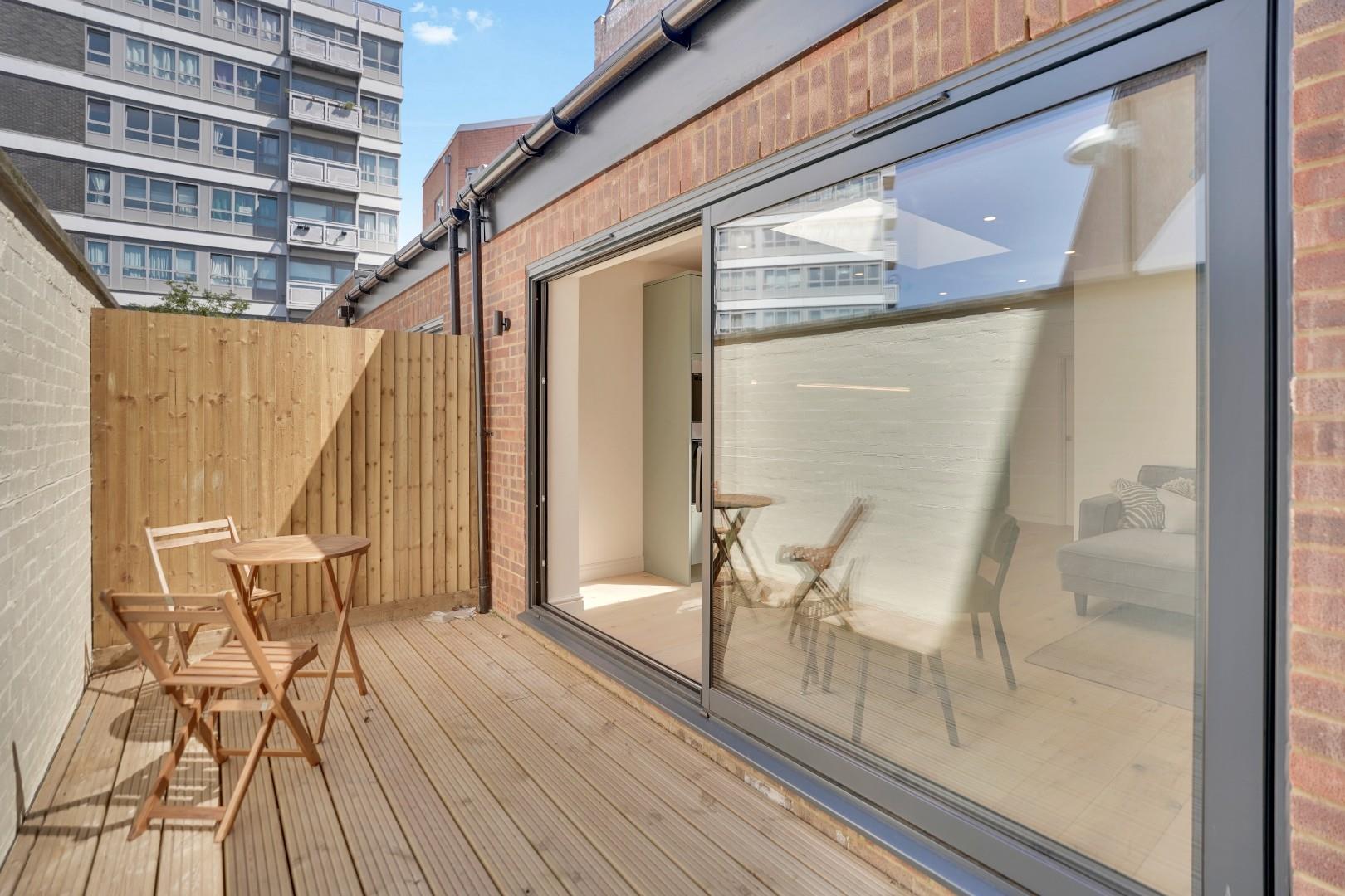Property Image 278de44d-c5fa-4277-b45c-326418d59416