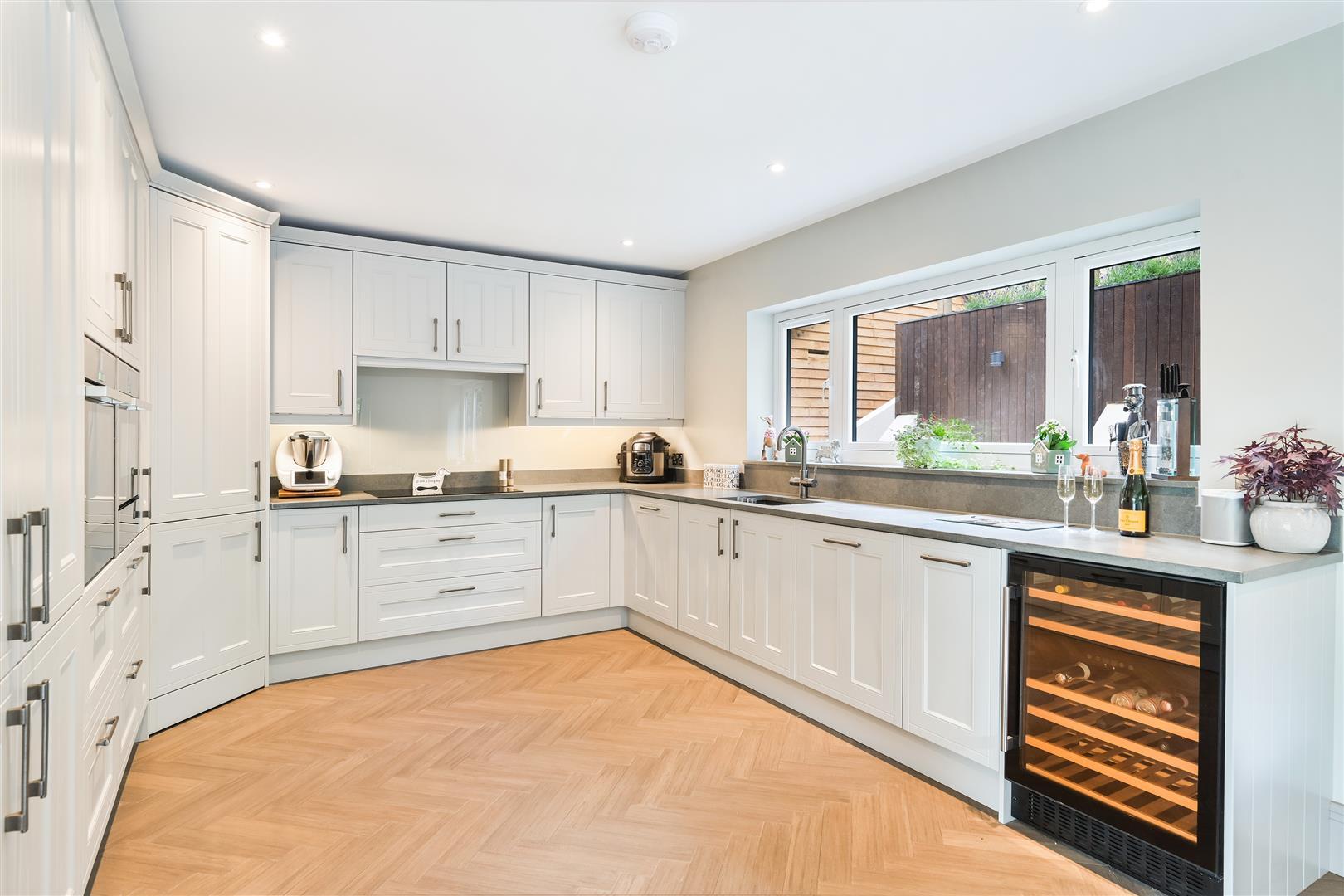 Property Image 278fd896-bf72-4d6a-98a6-b6412bfae960