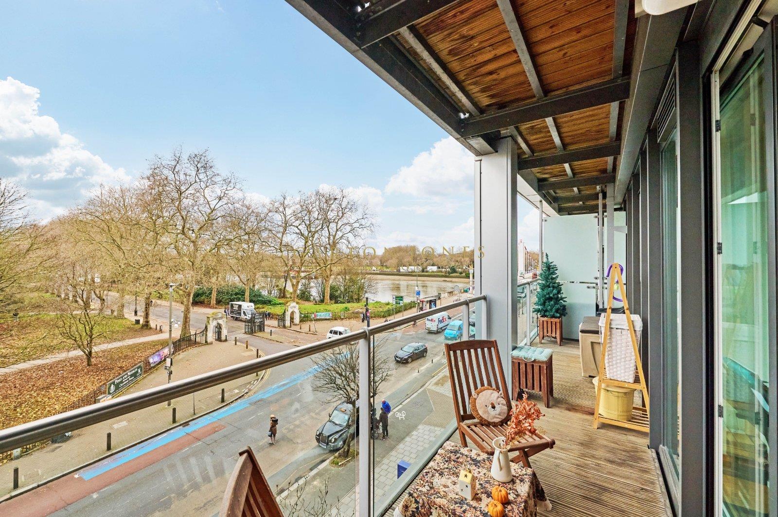 Property Image 279bf77e-d175-40cc-94f6-171482c872c9