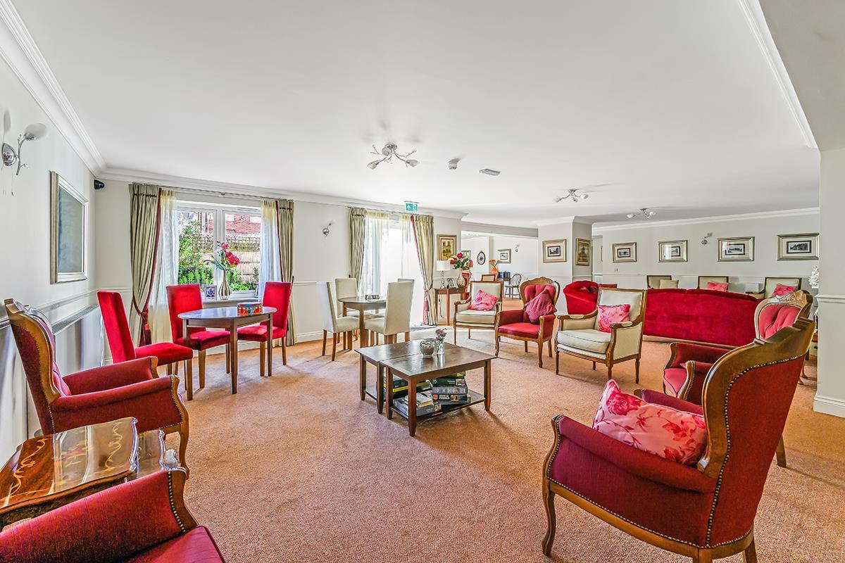 Property Image 279f0ca8-4eff-40c2-8600-81c39a68a4e6