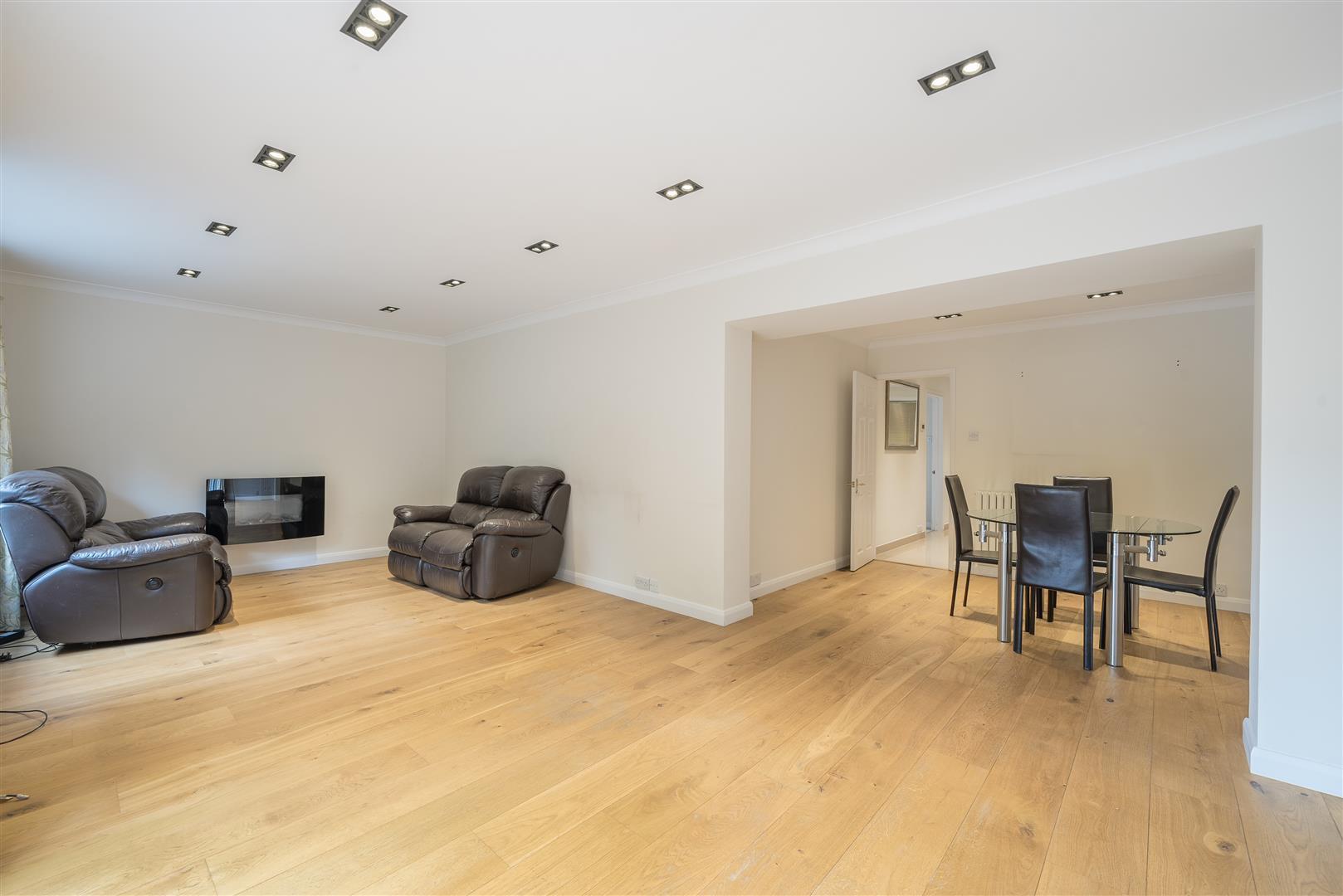 Property Image 279fd5e5-40d4-4a81-9a62-69cf81bb7851