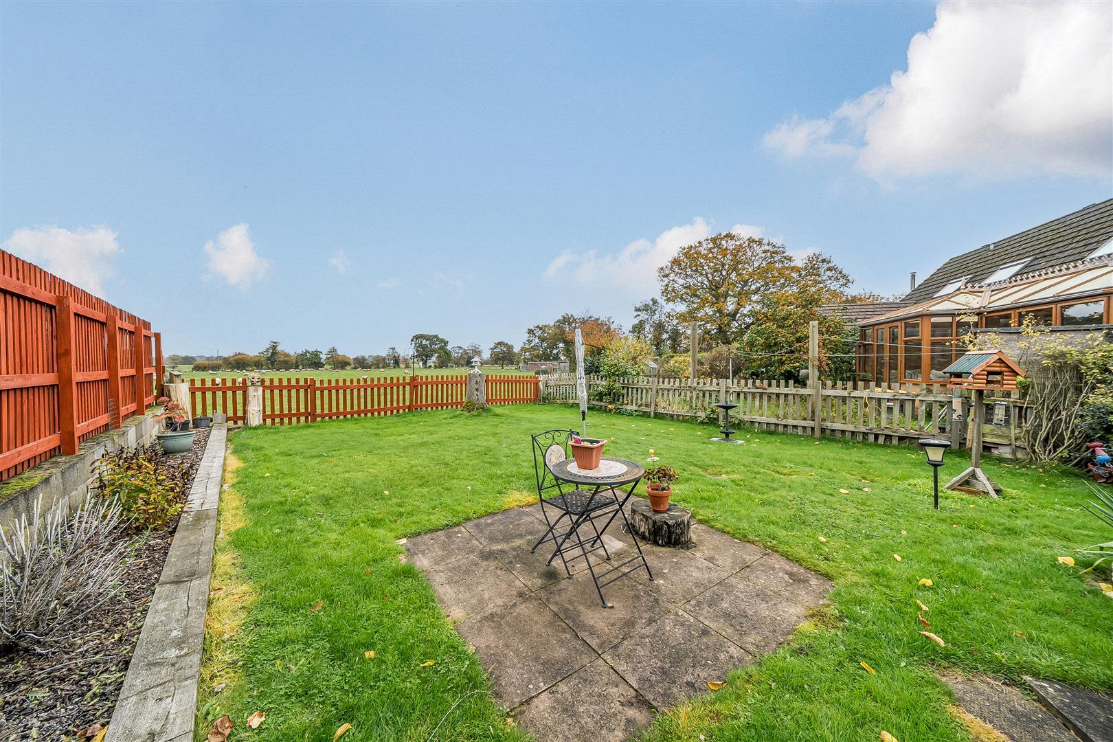 Property Image 27a0aa5e-4e41-45b7-8151-e45c05e80b9c