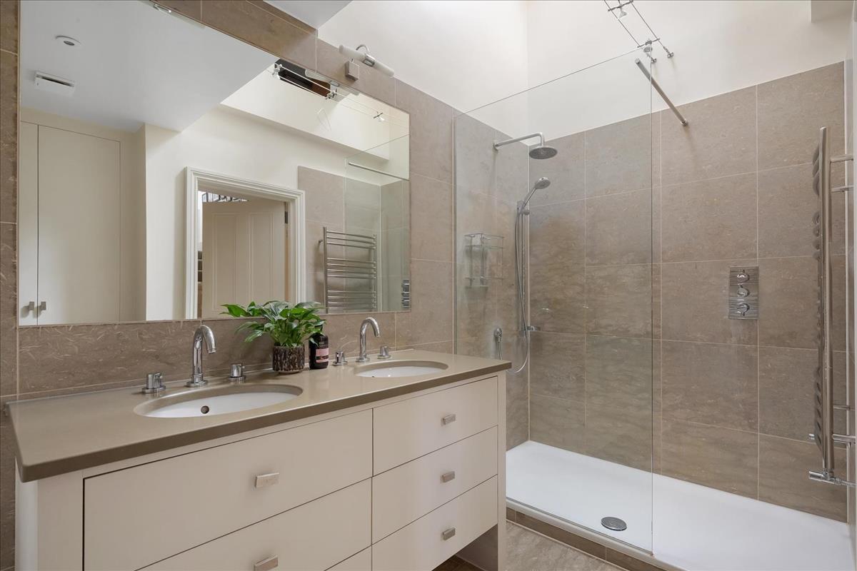 Property Image 27ac6ca3-670a-4ecd-bb9b-1d6f3fa29a08