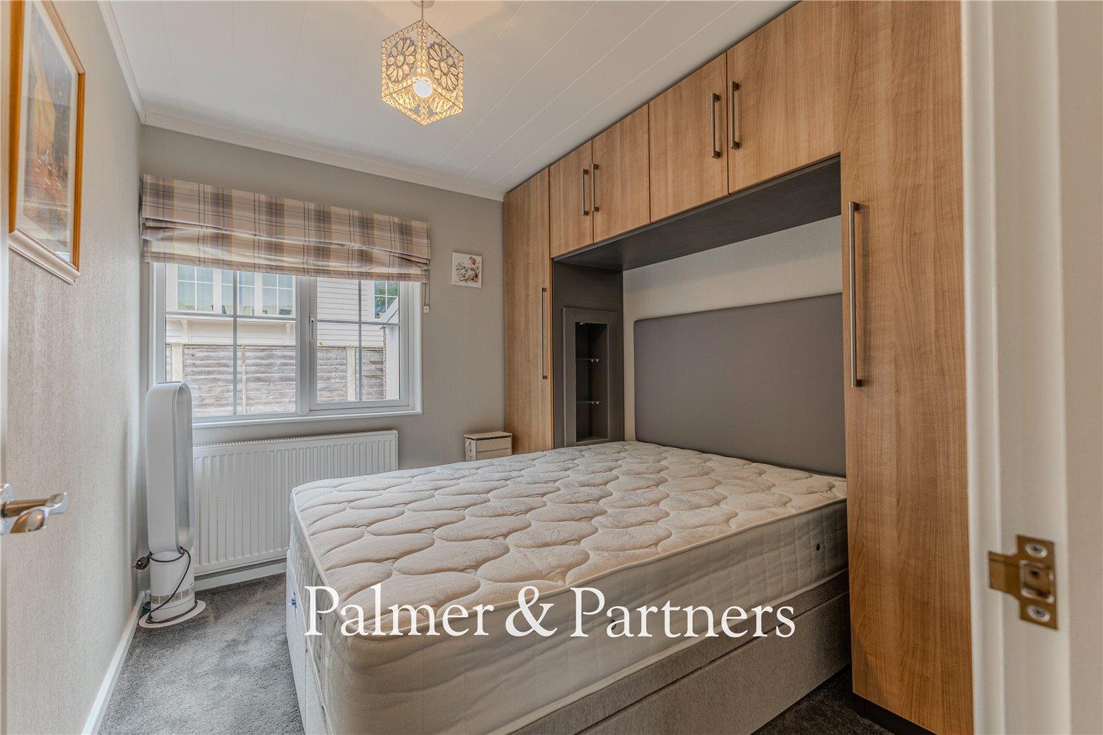 Property Image 27ad40e9-3ce5-4ead-b2ee-9ea82c1f7925