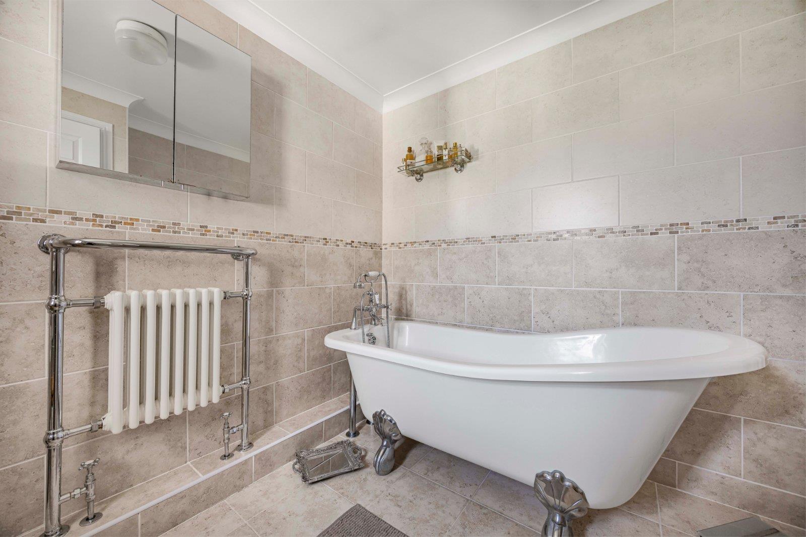 Property Image 27b43aab-86bb-4e42-8101-588c0e5a733e
