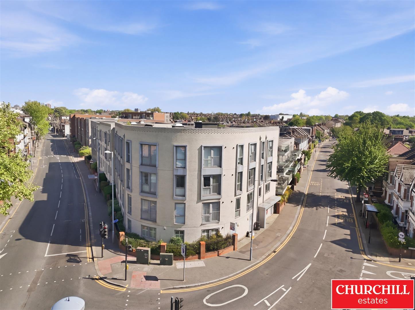 Property Image 27b46d2a-5f8a-4197-b379-6412243bbc47