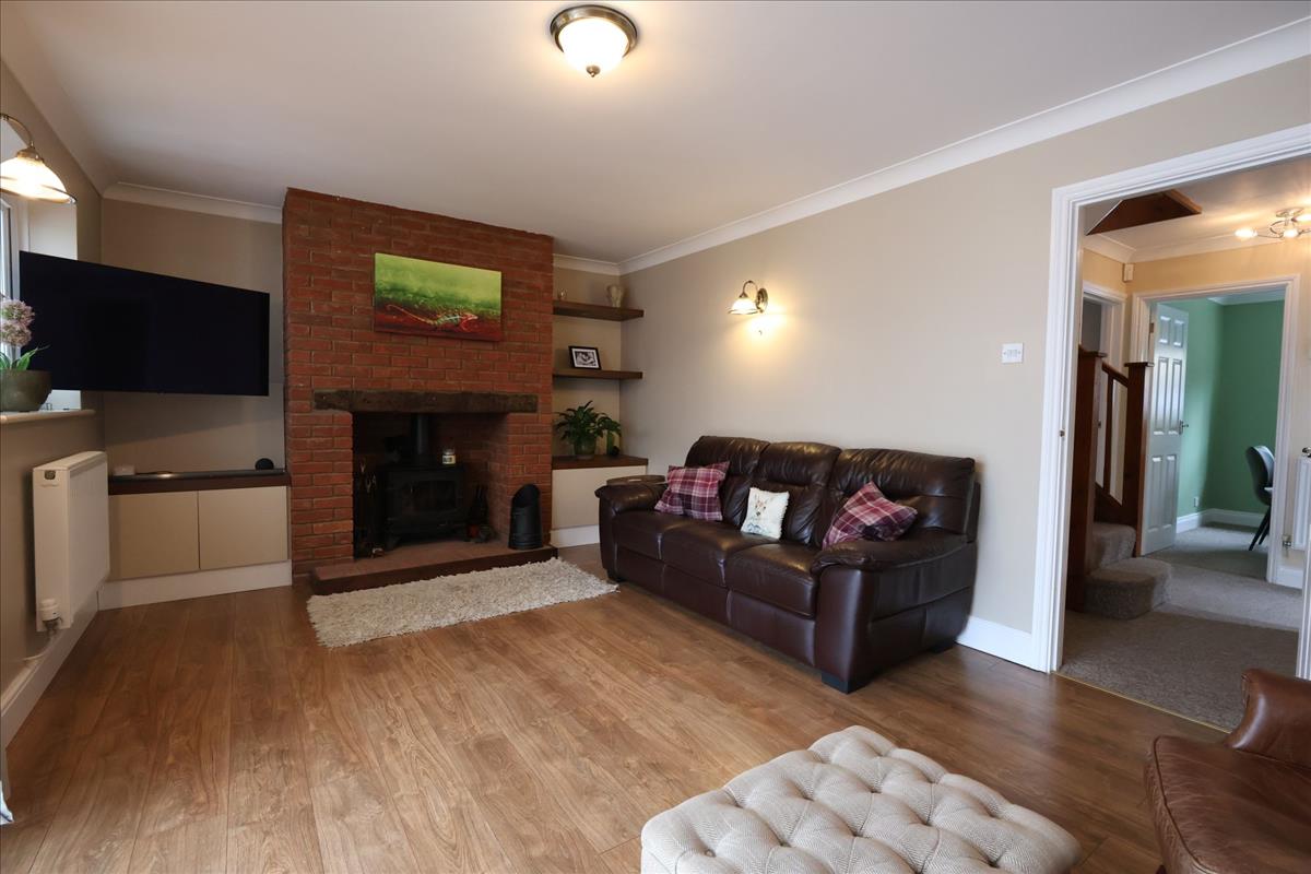 Property Image 27b594f8-3f2a-4f8b-bd20-930d81f51eff