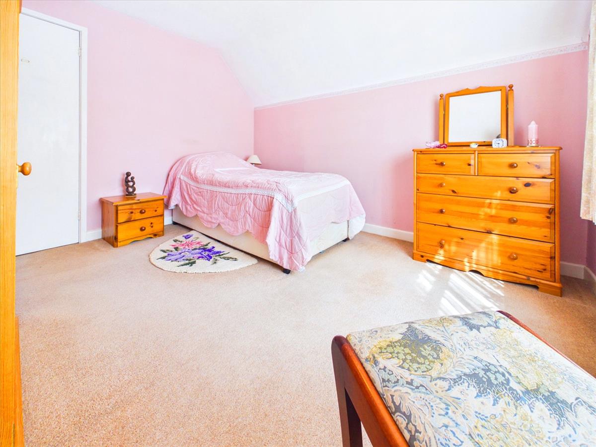 Property Image 27b70d9d-b835-4c10-8c47-25d5ee86293f